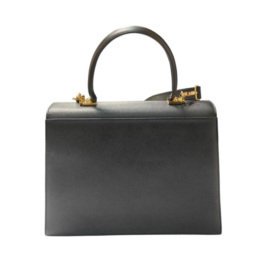 フェラガモ　ショルダー フェラガモ 斜め掛け ショルダーバッグ レディース ブランド FERRAGAMO
