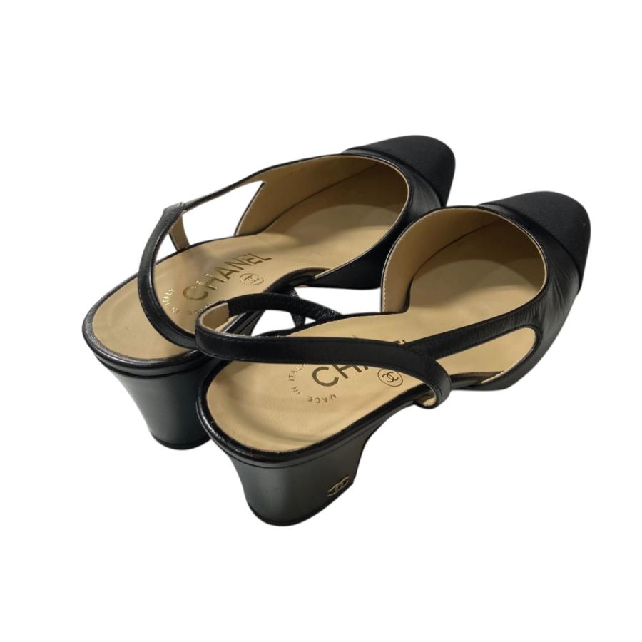 シャネルバックベルトシューズ 210.jpg