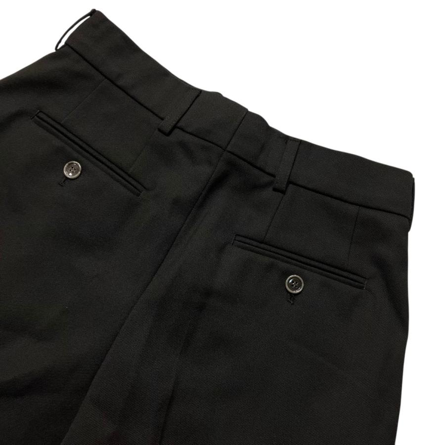 Acne Studios（アクネ ストゥディオズ） タックハーフパンツ FN WN