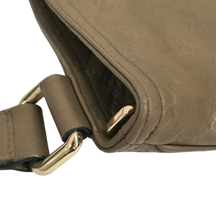 グッチ GUCCI GG柄 エンボス レザー ショルダーバッグ 201446
