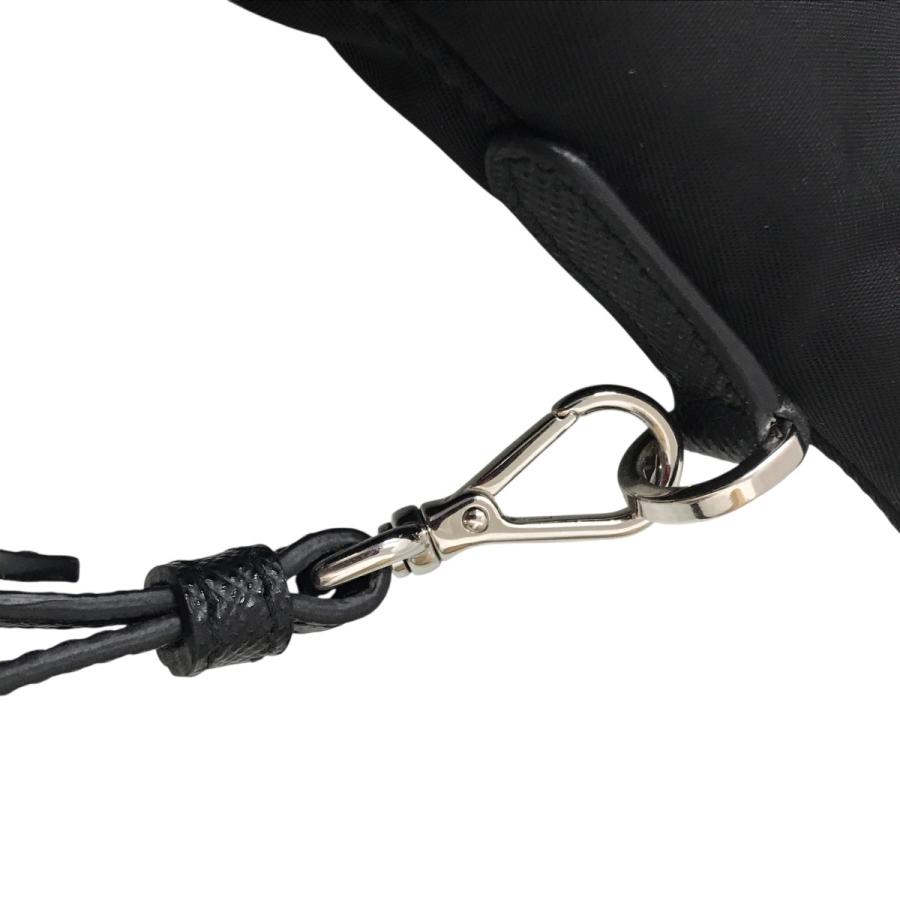 PRADA ブラック ナイロン 巾着　これ以上値下げしません PRADA ブラック ナイロン 巾着バッグ