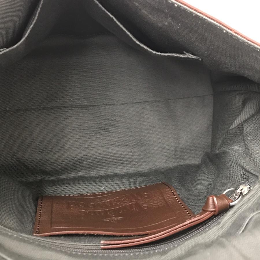 ヴィヴィアン ブラウンショルダーバッグ Vivienne Westwood（ヴィヴィアンウエストウッド） オーブ ショルダー