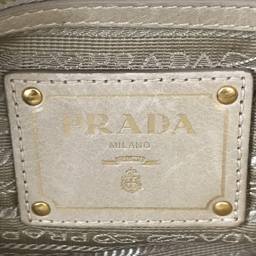 PRADA（プラダ） ショルダーバッグ ベージュ : カインドオルYahoo!店