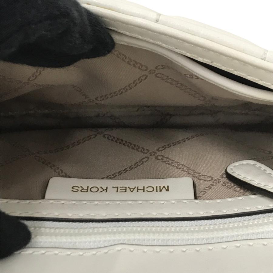MICHAEL KORS（マイケルコース） スタッズ ショルダーバッグ