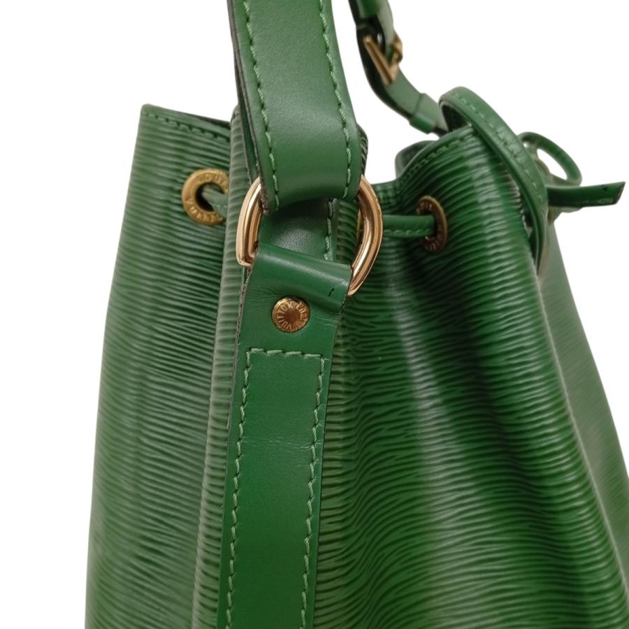 LOUIS VUITTON（ルイ・ヴィトン） プチノエ ショルダーバッグ M44104