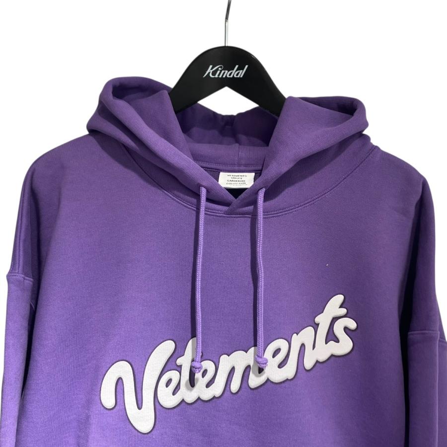 美品 VETEMENTS ヴェトモン ロゴプリント プルオーバーフーディ スウェットパーカー Mサイズ ボルドー メンズ レディース 古着 中古 USED VETEMENTS - 美品 VETEMENTS ヴェトモン ロゴプリント プルオーバー
