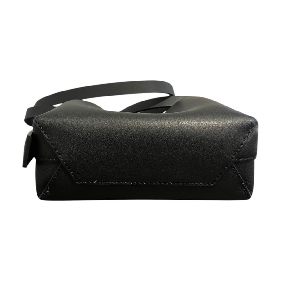 ARKET アーケット 2WAY レザークロスボディBAG ショルダー付き アーケット ARKET 2WAYレザークロスボディバッグ ショルダーバッグ