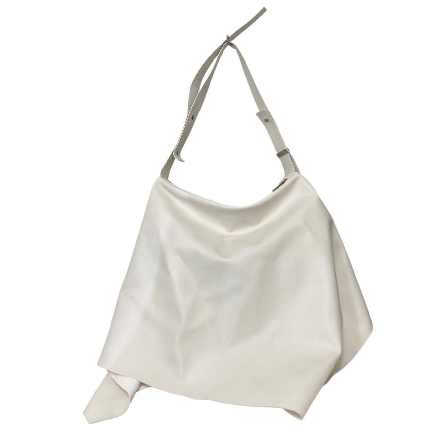 ISSEY MIYAKE（イッセイミヤケ） ISSEY MIYAKE 23AW SQUARE トート