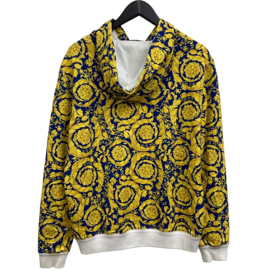 VERSACE（ヴェルサーチェ） 【値下げ】VERSACE プルオーバーパーカー 