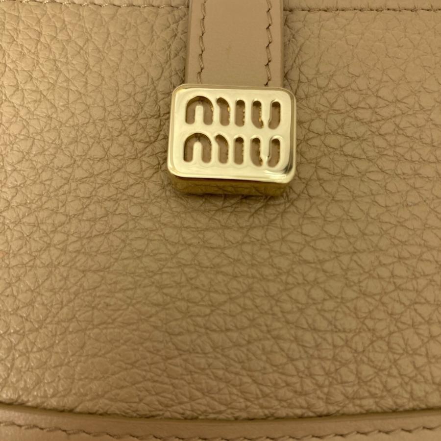 miu miu（ミュウミュウ） MIU MIU 2つ折り財布 ベージュ
