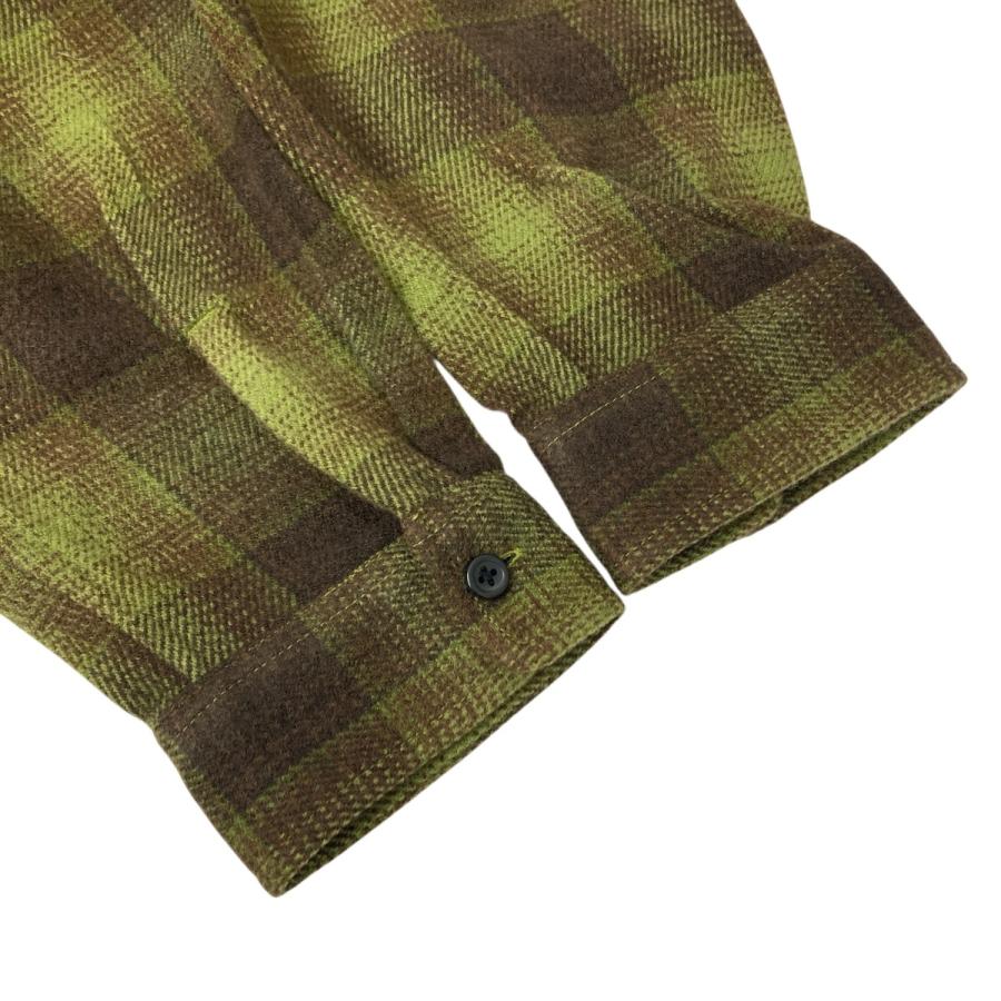 Supreme（シュプリーム） スタッズシャドウチェックジップアップ