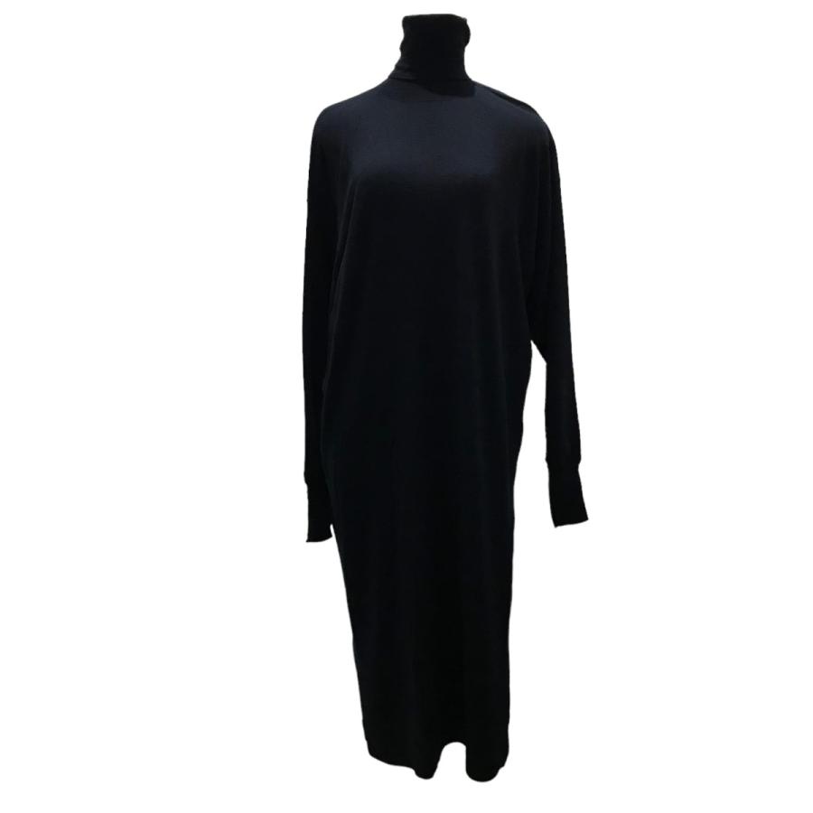 ブラミンク BLAMINK ウールカシミヤ18Gタートルニットワンピース  