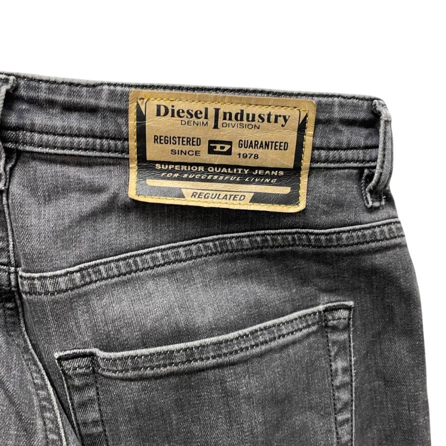 DIESEL（ディーゼル） DIESEL P-MIRT-OUT デニムパンツ A15956