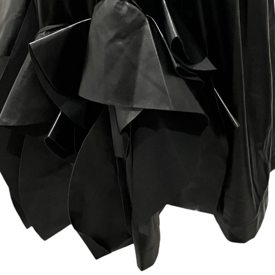 コムデギャルソン COMME des GARCONS 24AW フェイクレザージャンパースカート GN-A004 ブラック サイズ：XSの画像