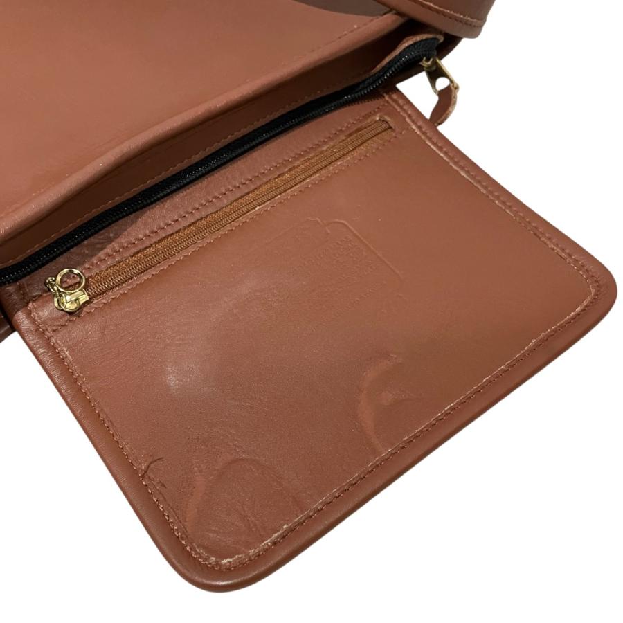 COACH（コーチ） 【OLD COACH】 ショルダーバッグ ブラウン