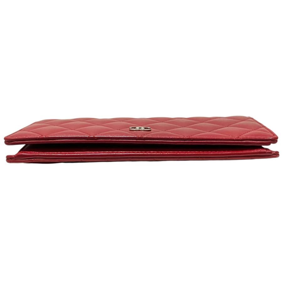CHANEL（シャネル） 【マトラッセ】 2つ折り財布 レッド