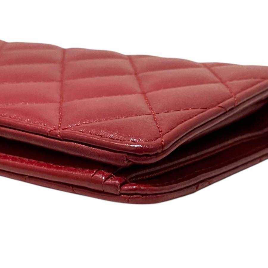 CHANEL（シャネル） 【マトラッセ】 2つ折り財布 レッド