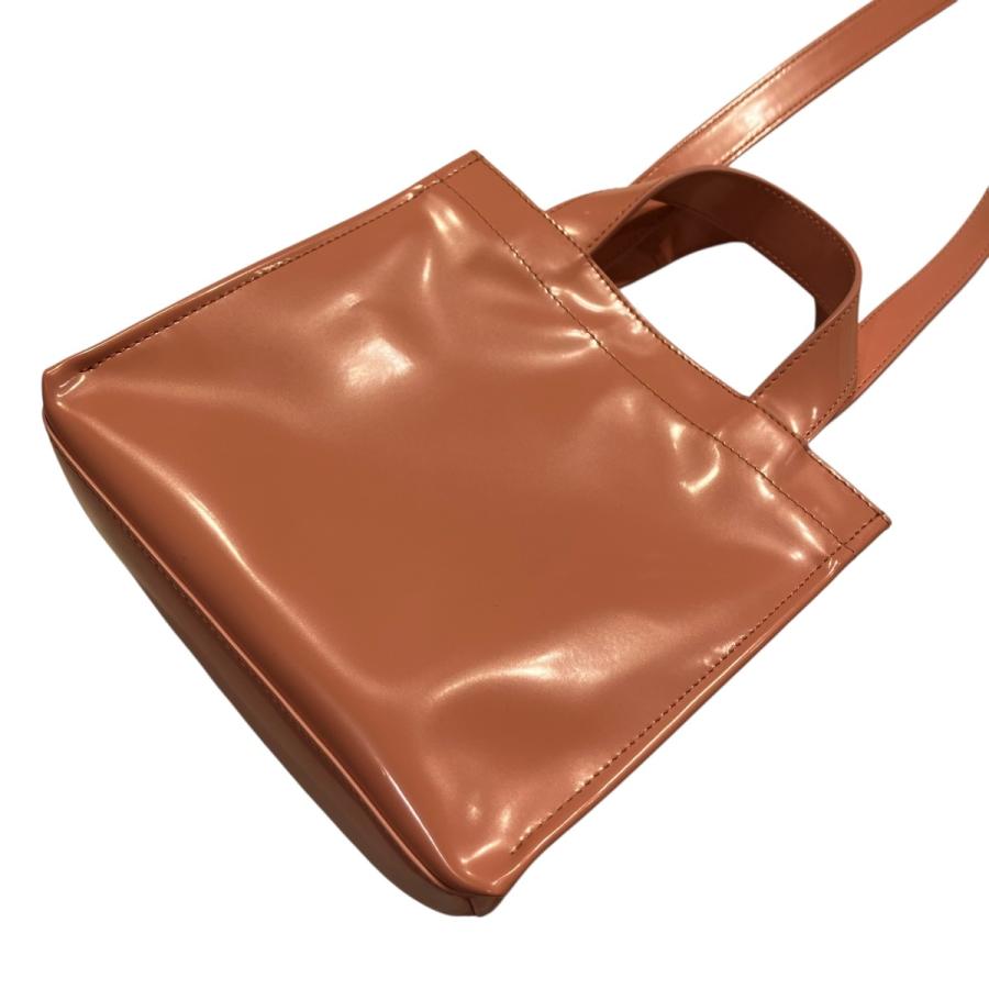 【美品】ショルダー（メッセンジャー）バッグ 【Acne Studios】 Acne Studios（アクネ ストゥディオズ） 【値下げ】ACNE STUDIOS LOGO