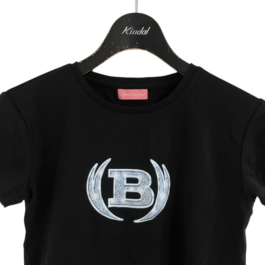 BlackEyePatch（ブラックアイパッチ） クロップドロゴプリントTシャツ