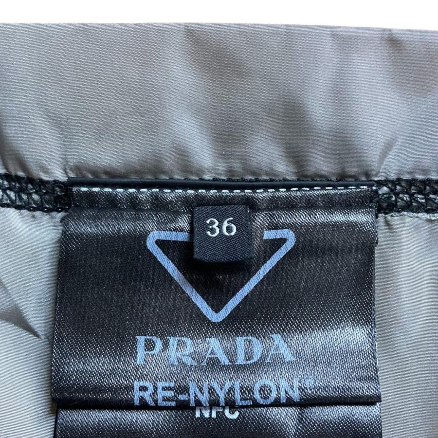 PRADA（プラダ） 【値下げ】PRADA ロゴプレートポンチョ グレー サイズ