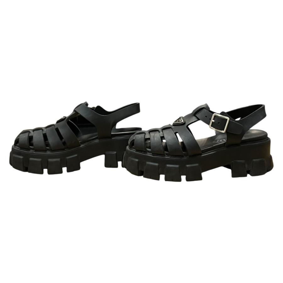 PRADA トライアングル ブラックレザーサンダル エナメル PRADA（プラダ） トライアングルプレートラバーサンダル ブラック