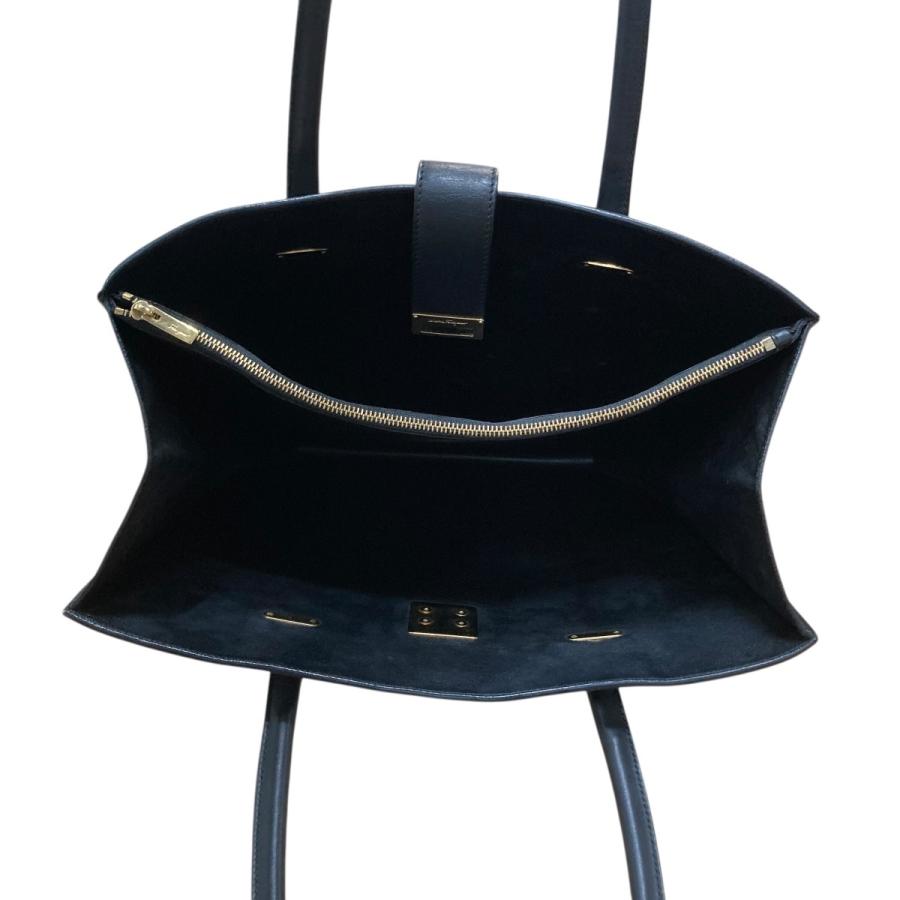 トートバッグ ガンチーニ 【美品】Ferragamo レザー Ferragamo◇ガンチーニスケルトン/トートバッグ/--/BLK/無地 Salvatore ブラック バッグ
