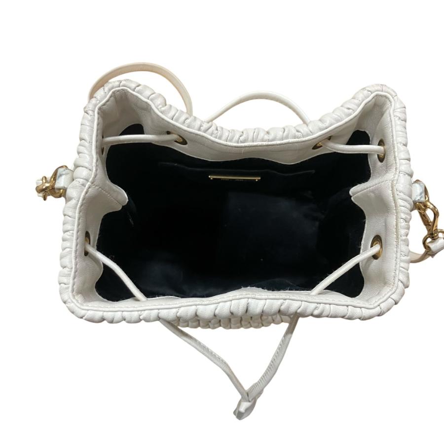 miu miu（ミュウミュウ） 【値下げ】MIU MIU ナッパレザー マテラッセ