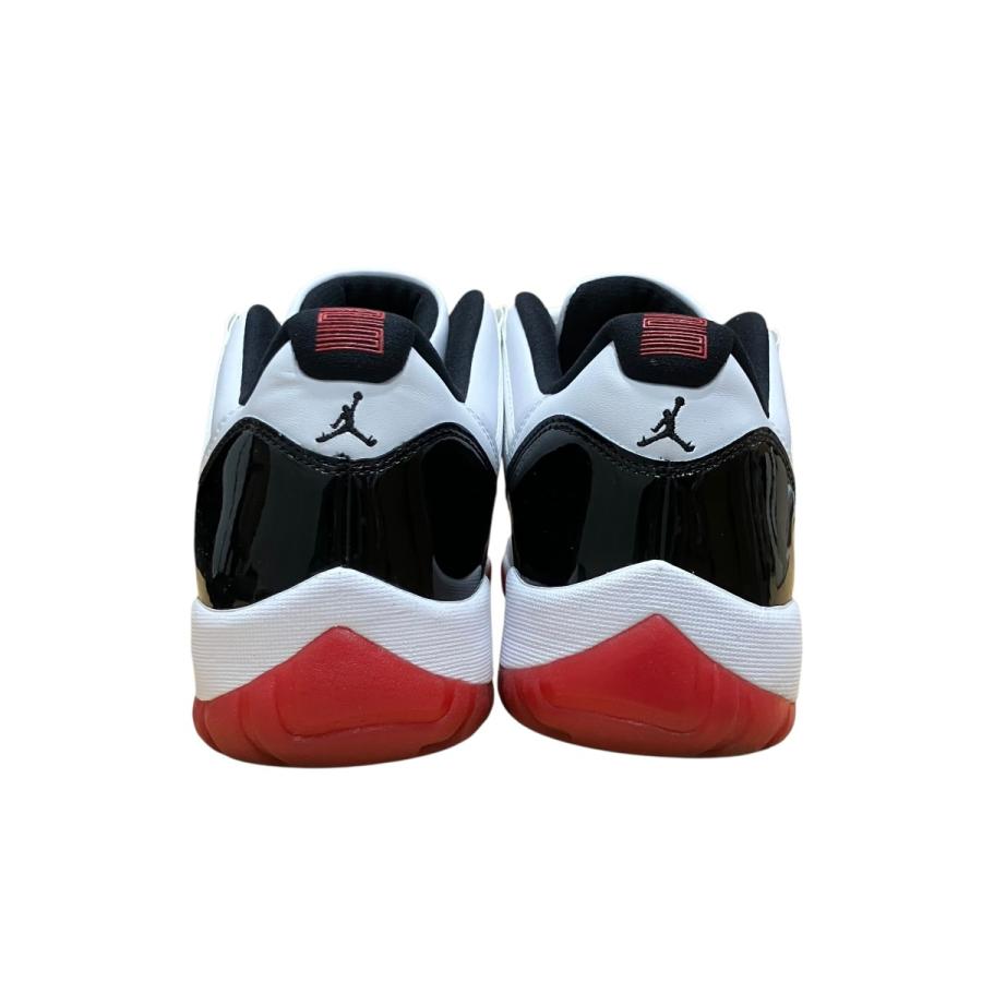 NIKE（ナイキ） エアジョーダン11 スニーカー ホワイト×ブラック