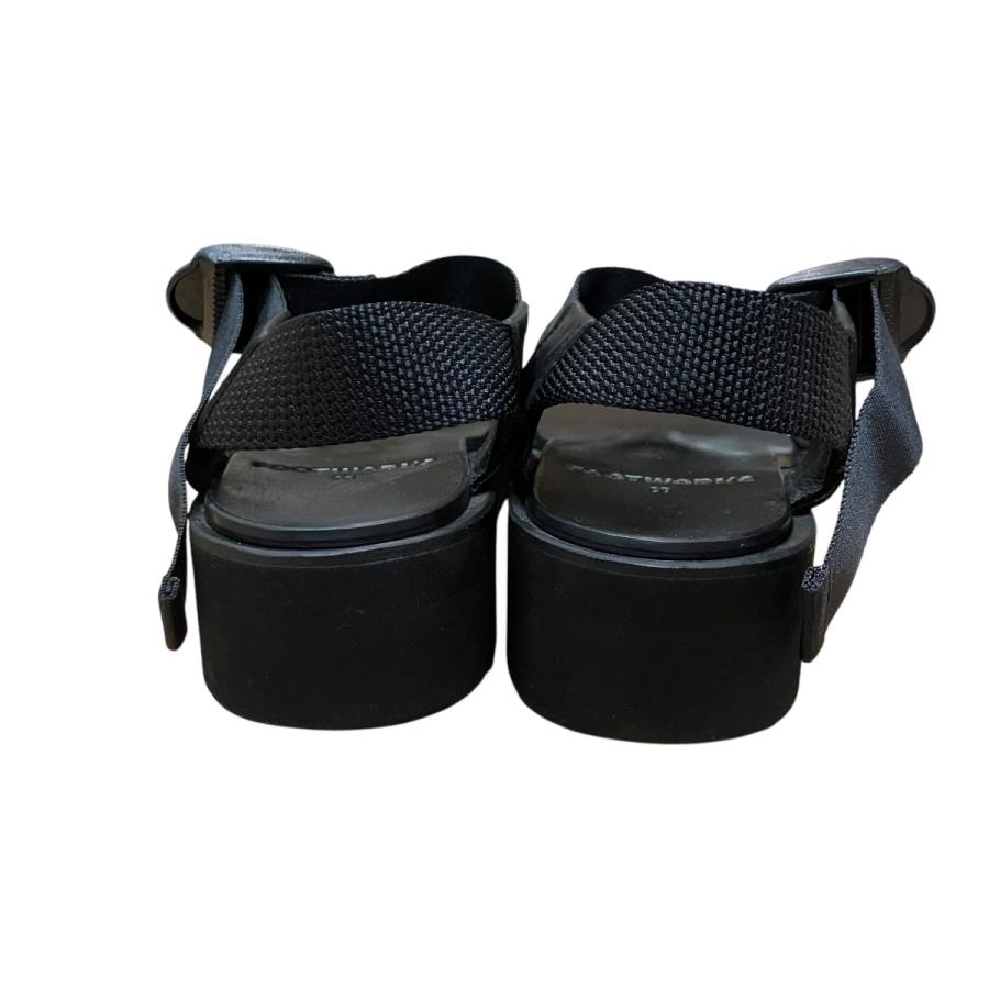フットワークス FOOTWORKS ストラップサンダル ブラック サイズ：22