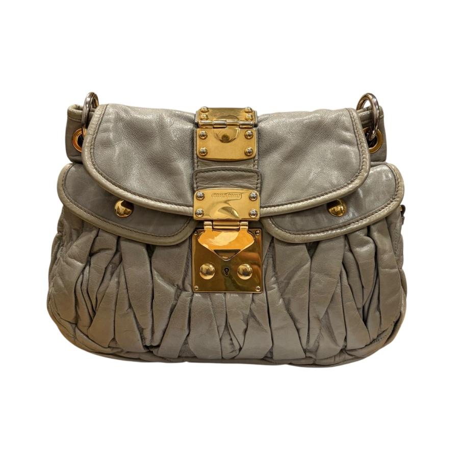miu miu（ミュウミュウ） マテラッセ2WAYバッグ サイズ