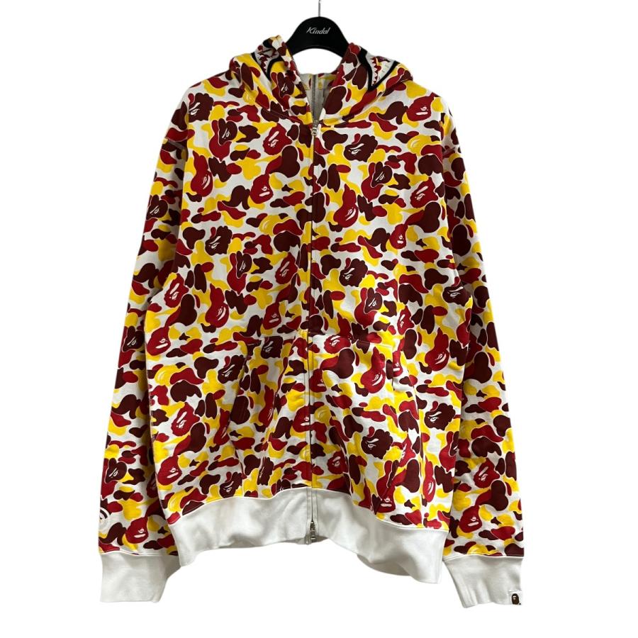 A BATHING APE（アベイシングエイプ） カモ柄シャークジップアップ