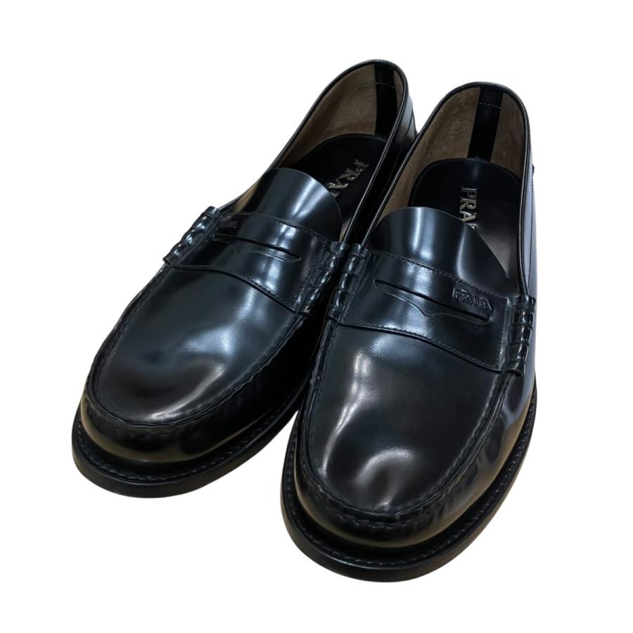 PRADA（プラダ） ブラッシュドレザー ローファー ブラック サイズ：10 