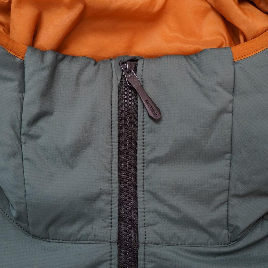 ARC'TERYX 【値下げ】ARC'TERYX 23AW ATOM Hoody M アトム ARC'TERYX 【値下げ】ARC'TERYX 23AW ATOM Hoody M アトム