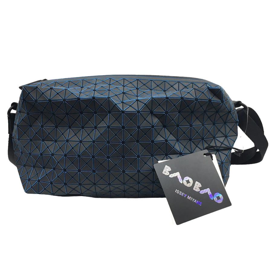 BAO ISSEY MIYAKE バオバオイッセイミヤケ Saddle Bag サドル BAO ISSEY MIYAKE バオバオイッセイミヤケ Saddle Bag サドル