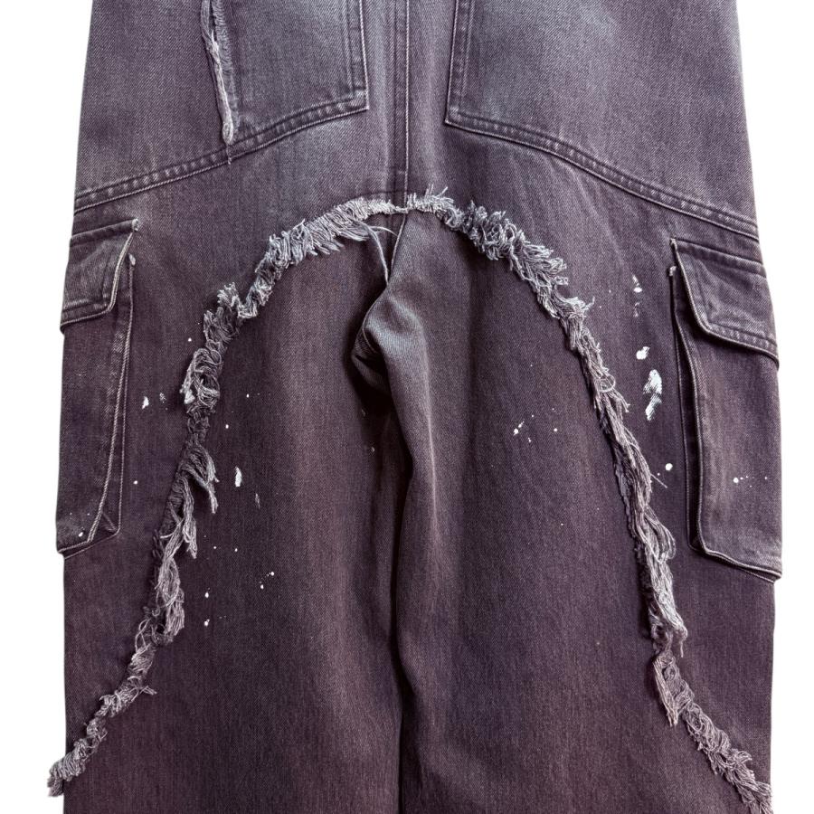 cmmawear カーゴパンツ コマウェアー CMMAWEARのブラック Snapped Hem カーゴパンツがセール中