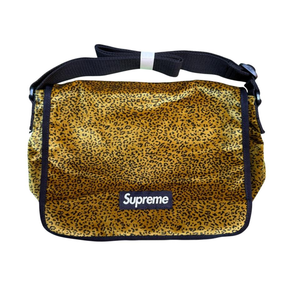 Supreme（シュプリーム） Supreme 25AW／ Velvet Small Messenger Bag
