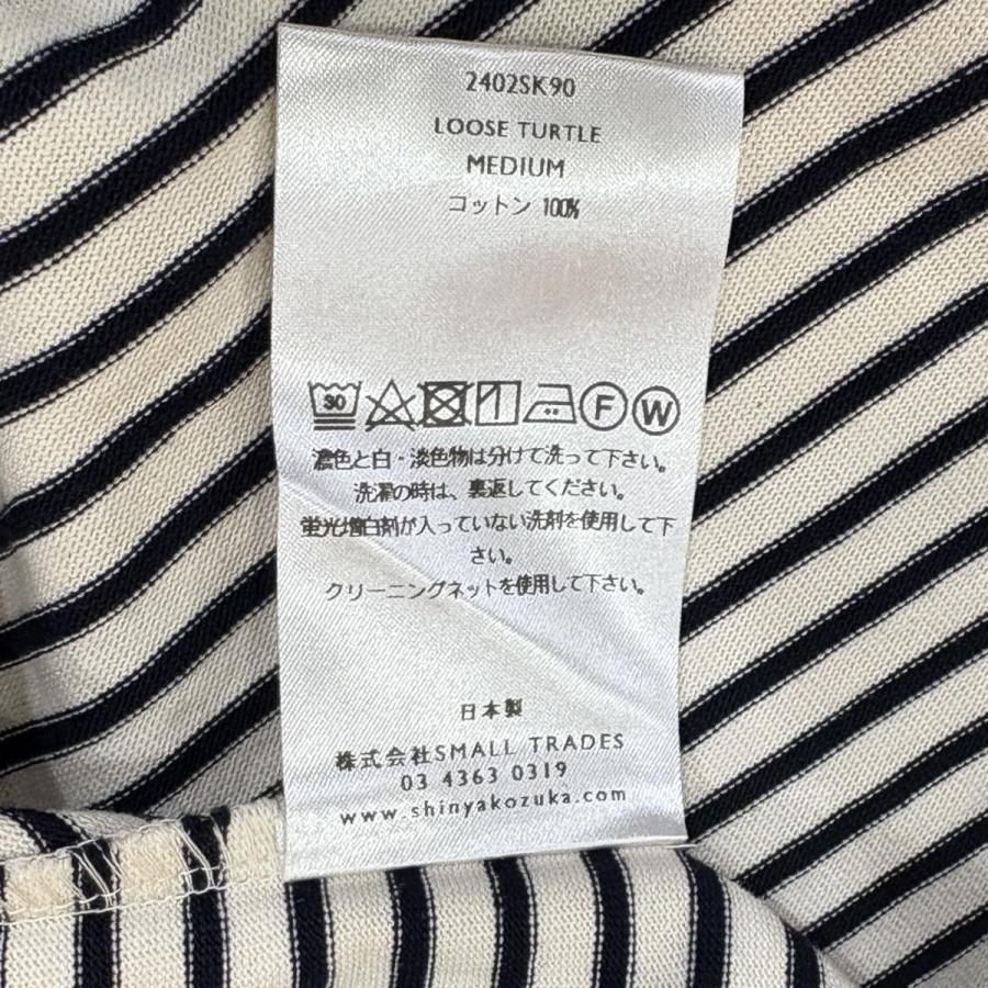 SHINYAKOZUKA（シンヤコヅカ） SHINYA KOZUKA LOOSE TURTLEボーダーT