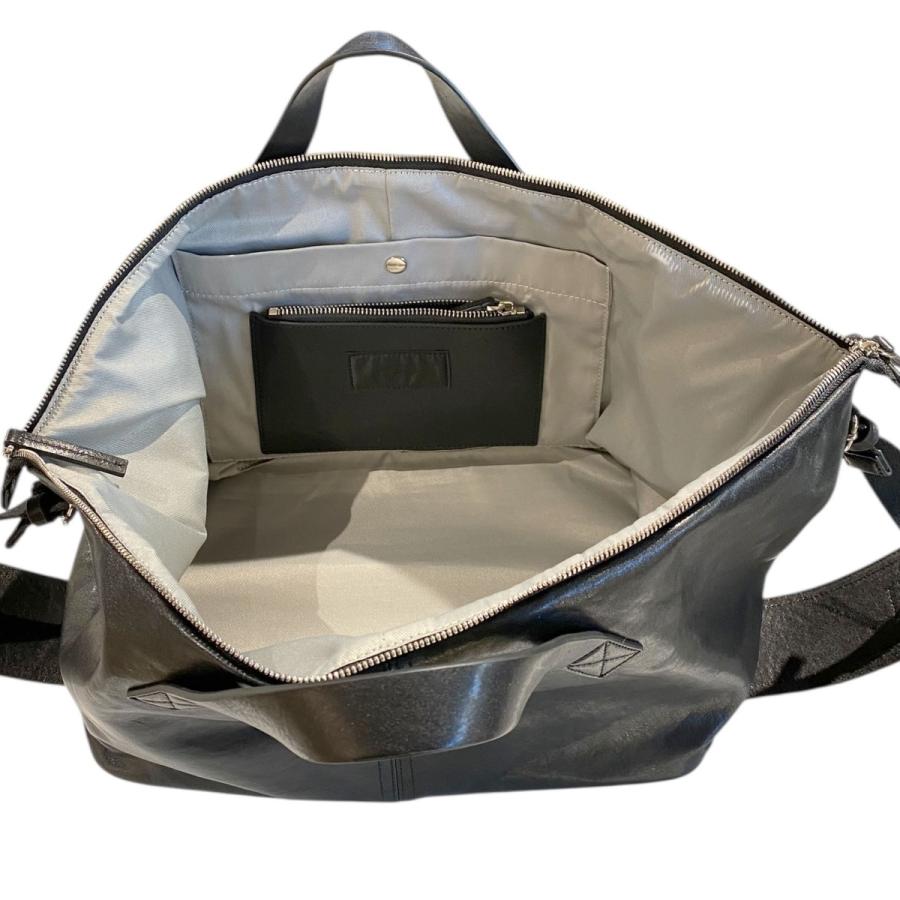 【PRY】 Front Zip Travel Bag Leather Front Zip Travel Bag – PRY