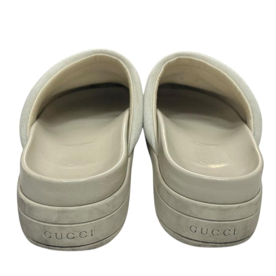 GUCCI（グッチ） ホールビッドグローブレザーサンダル 496873