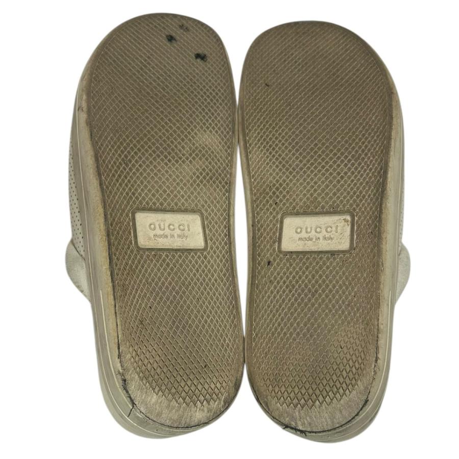 GUCCI（グッチ） ホールビッドグローブレザーサンダル 496873