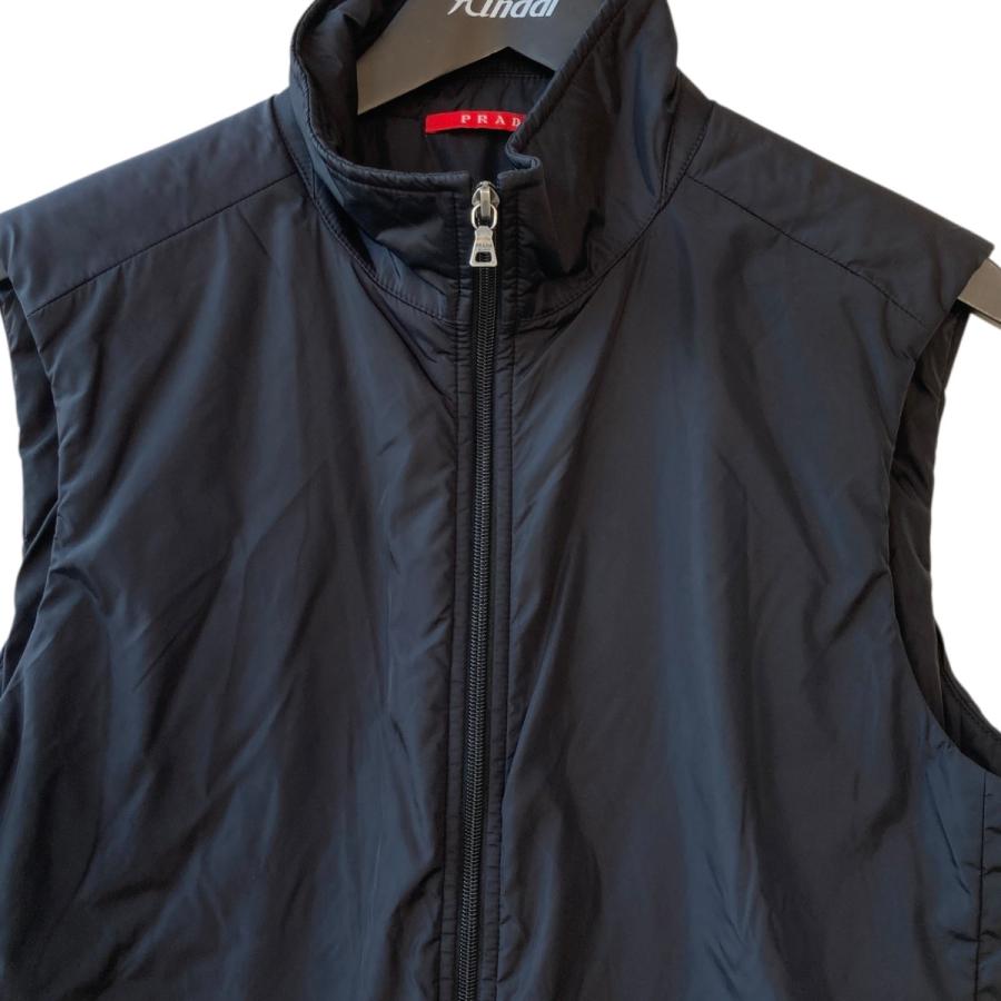 【美品】PRADA プラダ　中綿ベスト スタンドカラー　ブラック PRADA（プラダ） 【値下げ】PRADA 中綿 ベスト SC192M ブラック サイズ