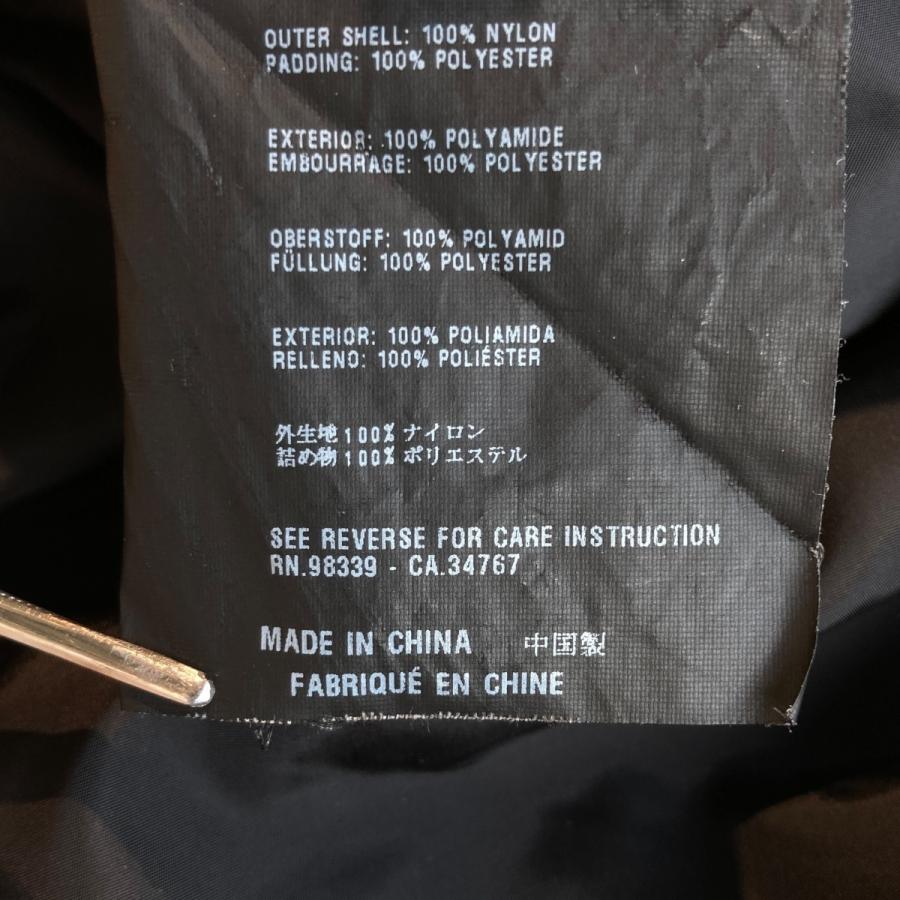 M*i様 PRADA ブラック ベスト　S プラダブラック ベスト S 限定