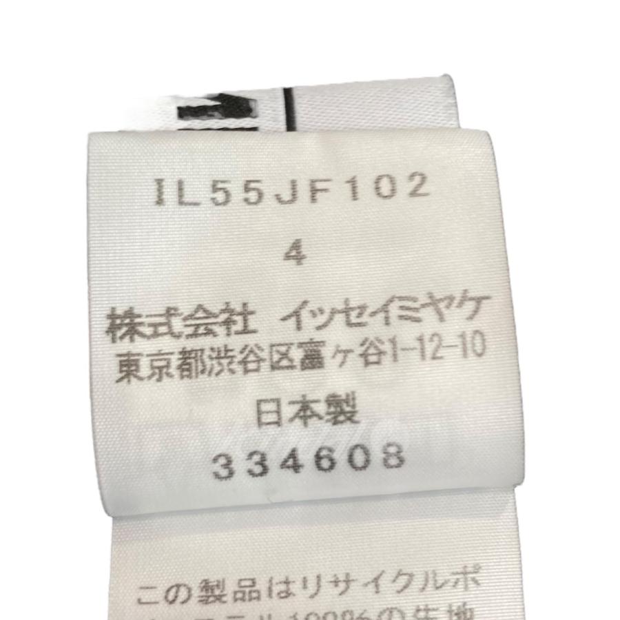 132 5． イッセイ ミヤケ 132 5． ISSEY MIYAKE 「SEAMLESS BOTTOMS 