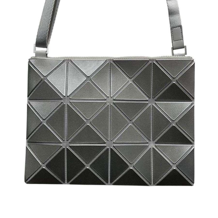 BAO ISSEY MIYAKE バオバオイッセイミヤケ ショルダーバッグ BB66AG882