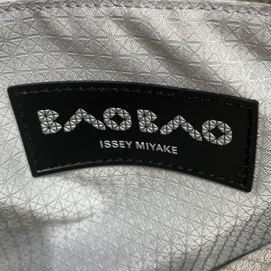 BAO ISSEY MIYAKE バオバオイッセイミヤケ ショルダーバッグ BB66AG882