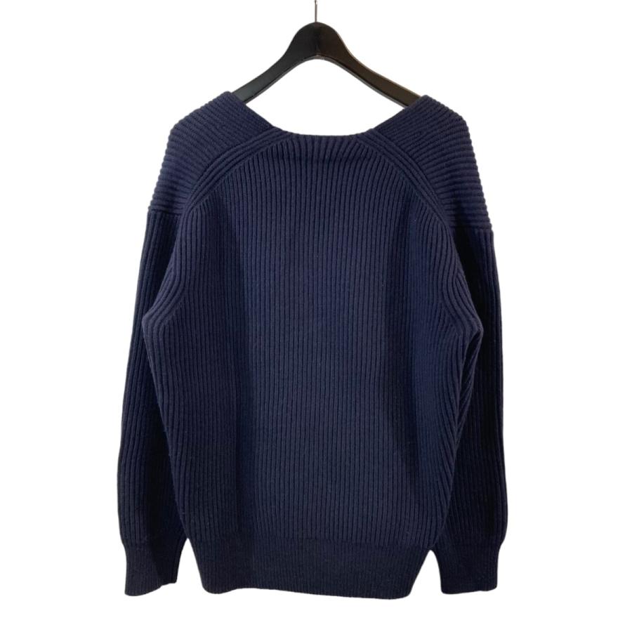 YLEVE イレーヴ 22AW Vネックニットセーター