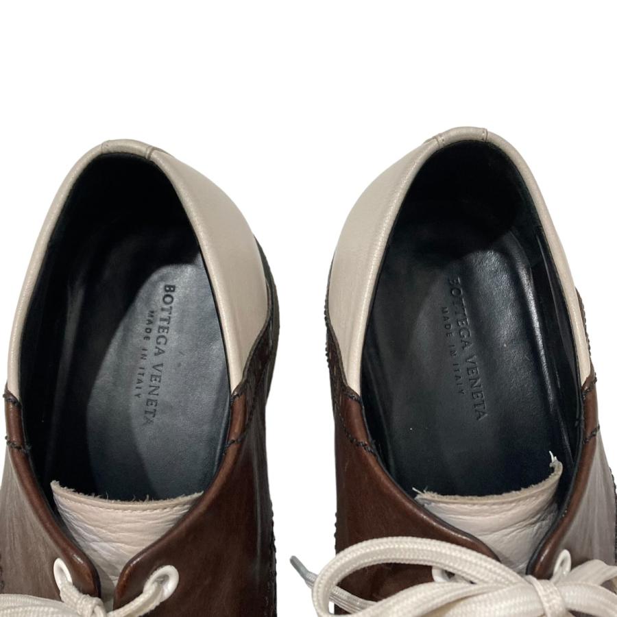【美品】Bottega Veneta メンズ⭐︎レザーシューズ size42 BOTTEGA VENETA レザーシューズ ホワイト×ブラウン サイズ：42