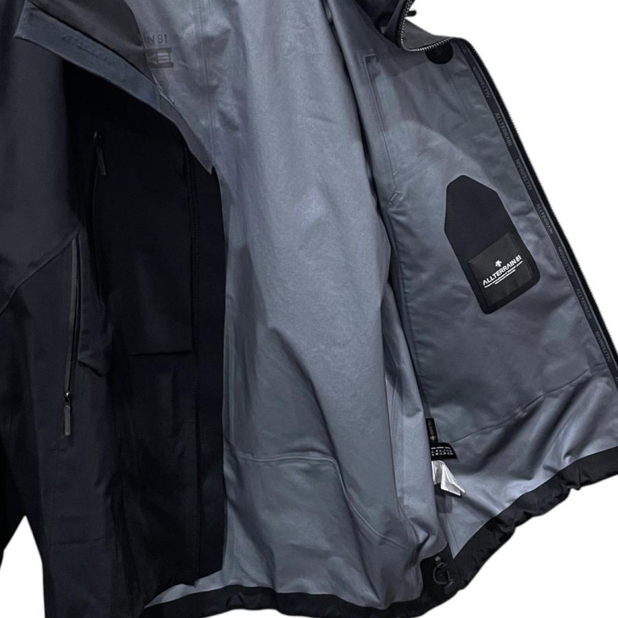 DESCENTE ALLTERRAIN（デサント オルテライン） マウンテンパーカー
