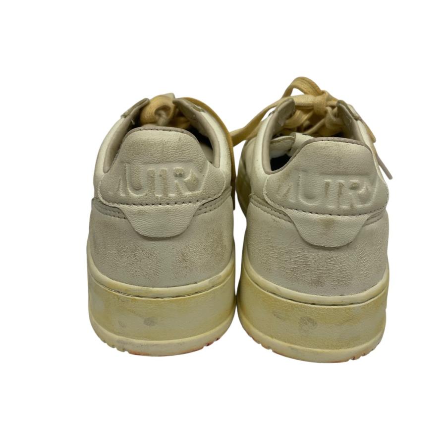 値下げ】AUTRY MEDALIST LOW SUPER VINTAGE SNEAKERS IN WHITE