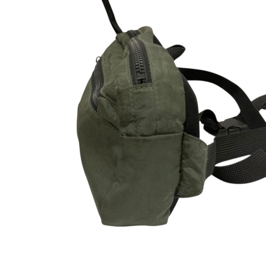 STONE ISLAND（ストーン アイランド） ナイロンメタル ボディーバッグ